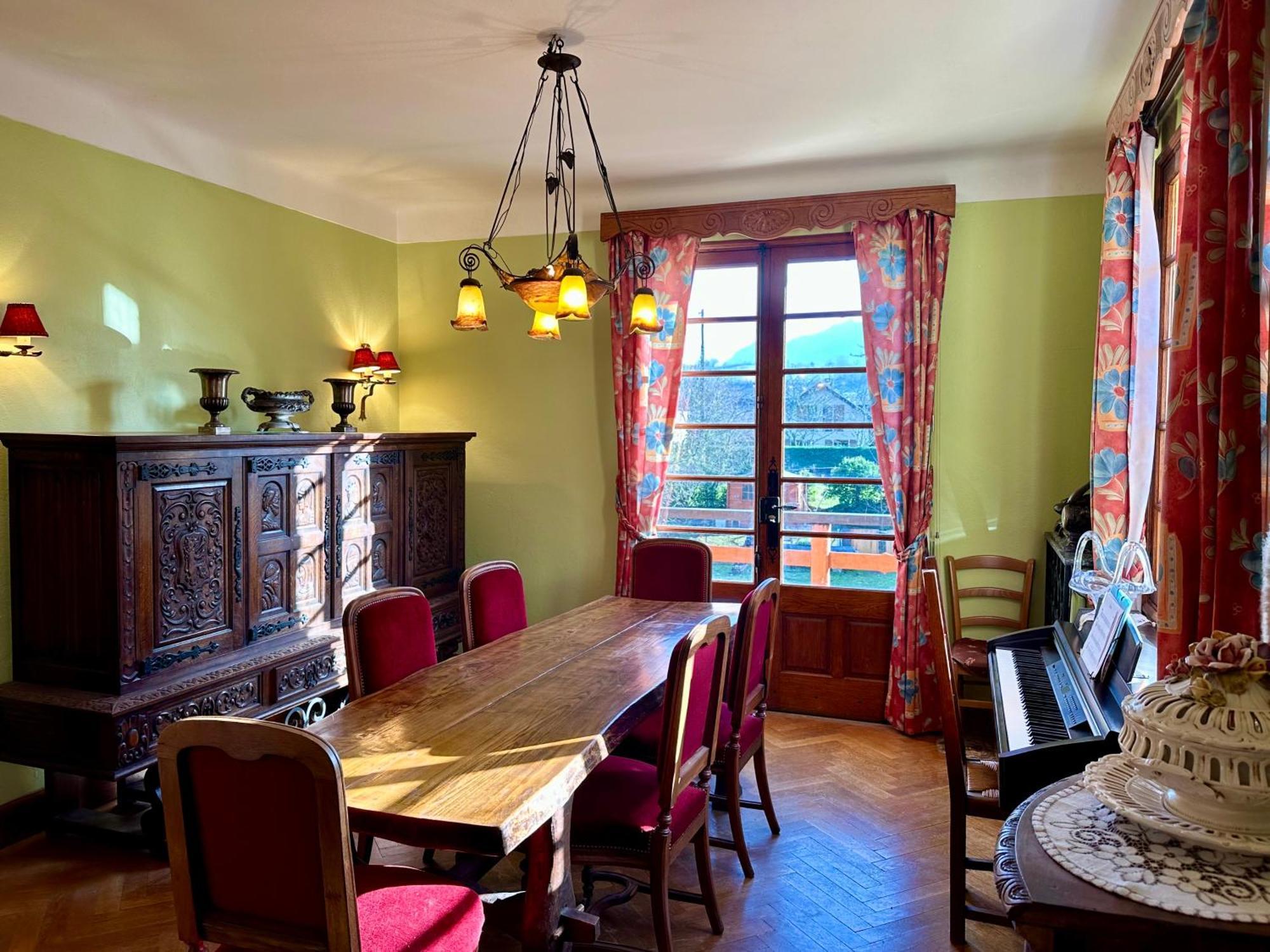 Chambre D'Hote Maison Vaquier 3 Yenne エクステリア 写真